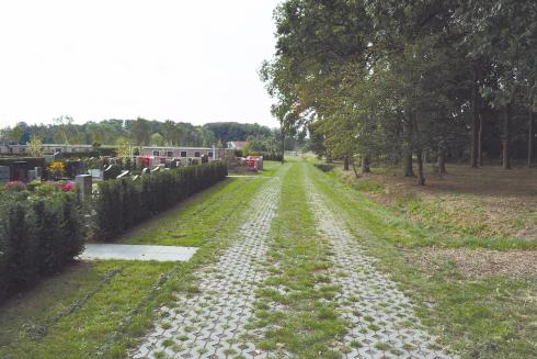 Begraafplaats in Jabbeke - Aartrijksesteenweg