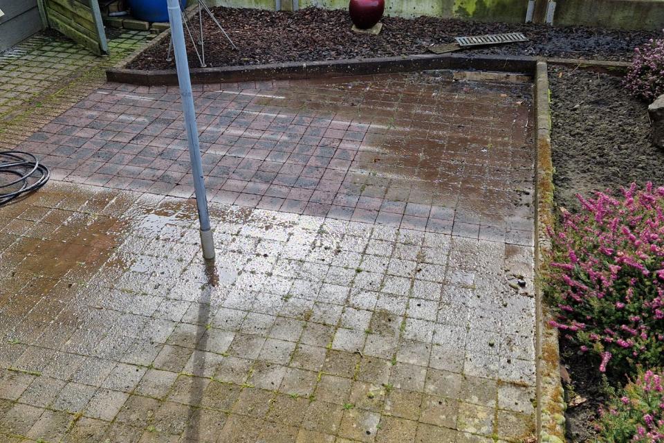 schoonmaak terras (voor)