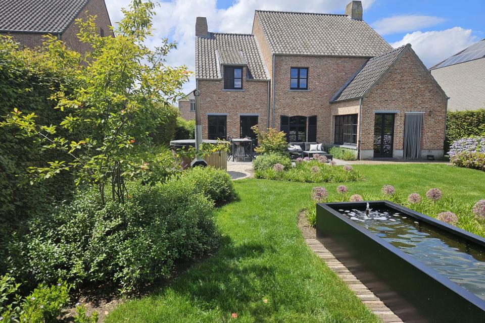Achtertuin Olen