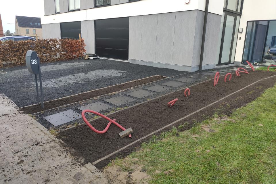 Aanleg extra parking en groenzones