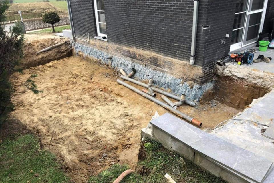 Uitgraven betonfundering
