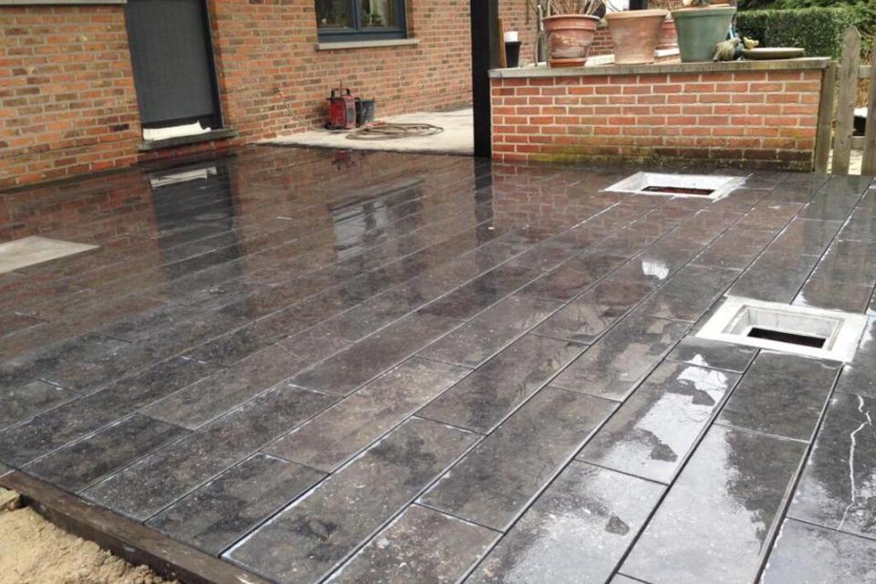 Terras blauwe steen