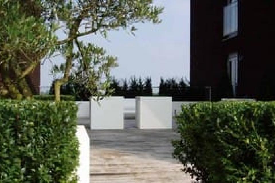witte%2520polyester%2520of%2520aluminium%2520plantenbakken%2520%2528groot%2529.jpg
