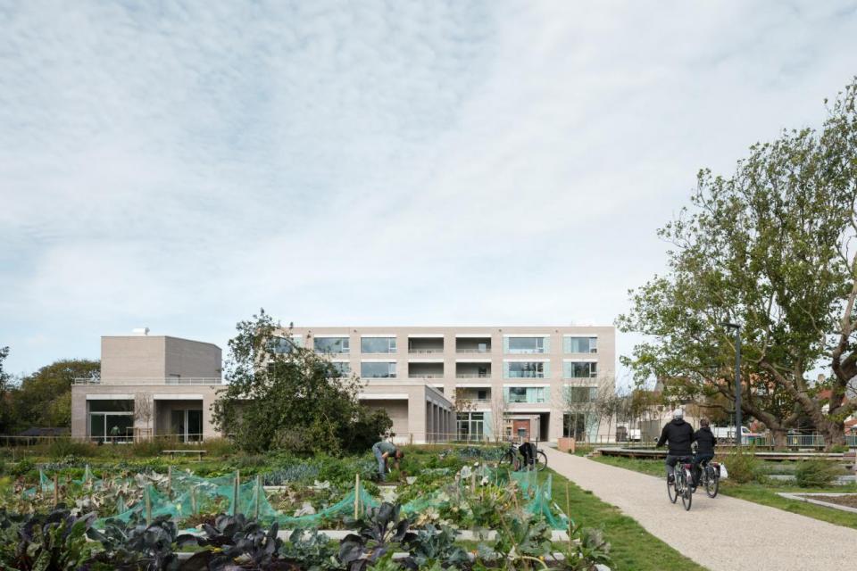 Bezoek Woonzorgcentrum De Drie Plantanen in Oostende